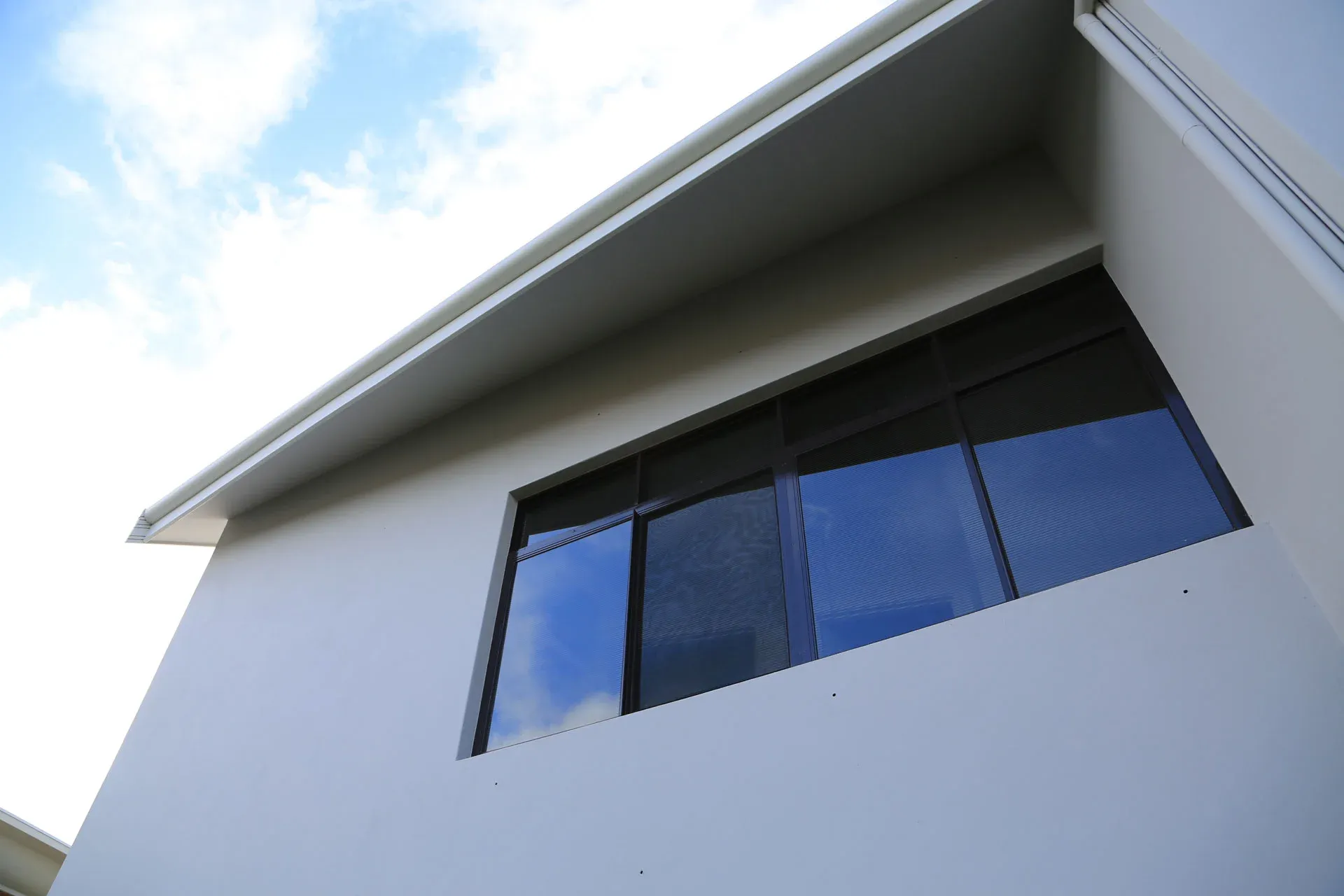 Repaint, Don’t Replace, Your Aluminium Window Frames