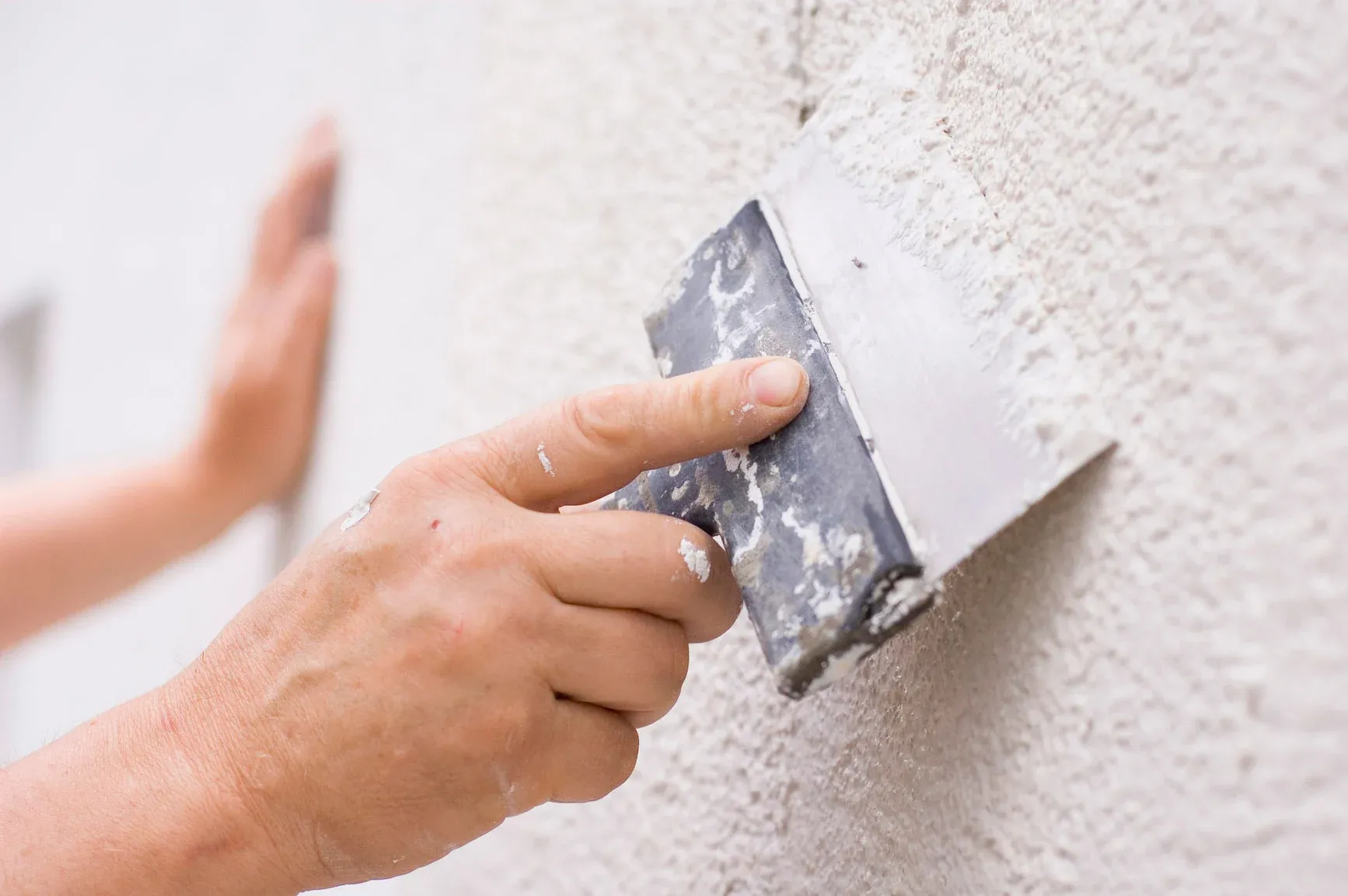 Unfamiliar with Wall Plastering? Consider These 4 Advantages
